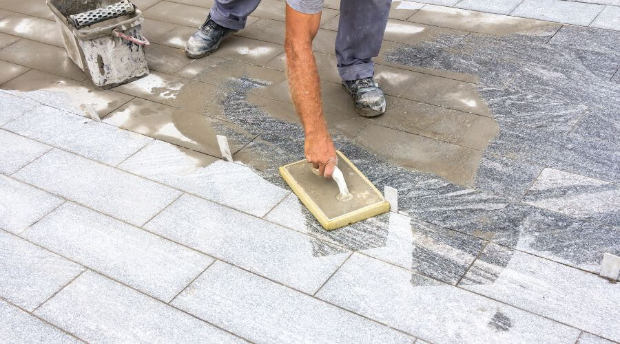 Professional gutter cleaning in Chester, AR